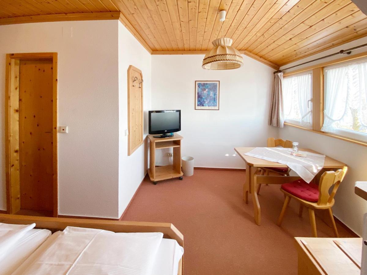 Landgasthof Roessle Ühlingen-Birkendorf Exterior photo